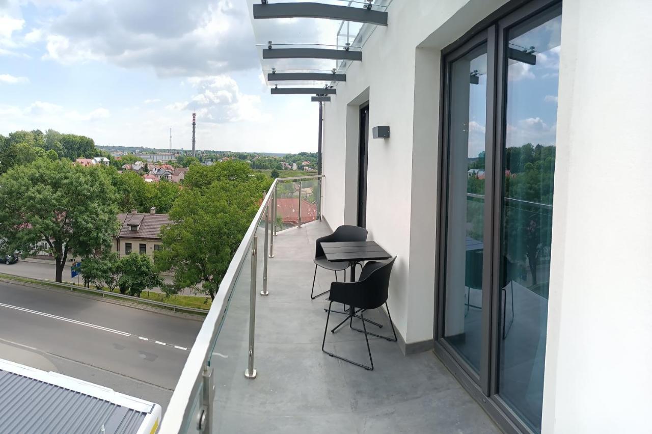 Hotel Sanova Jarosław Exterior foto