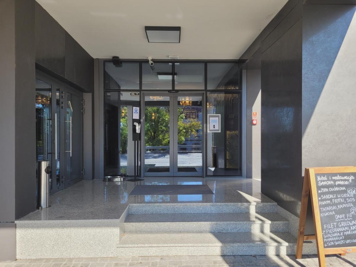 Hotel Sanova Jarosław Exterior foto
